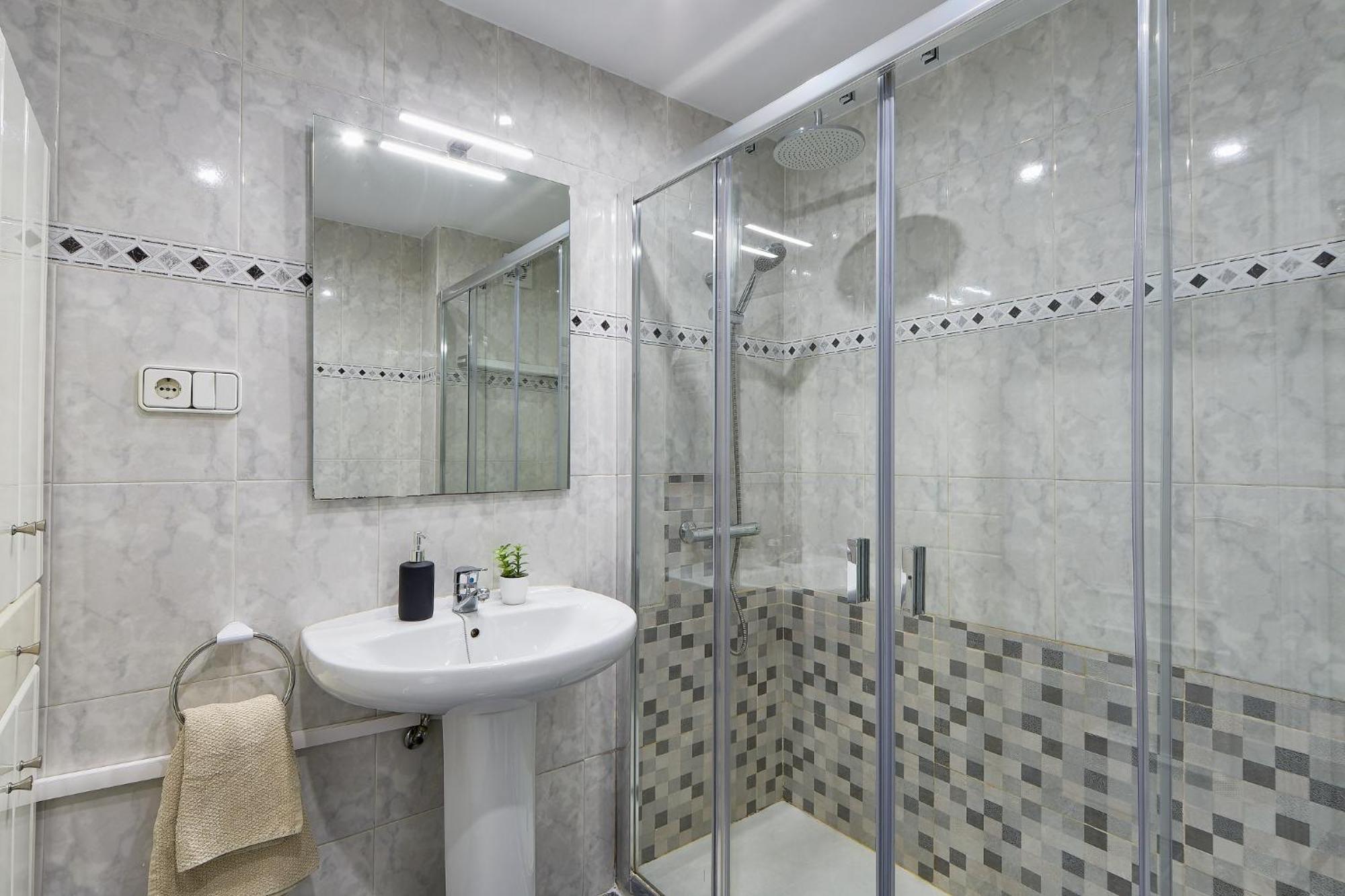 Luminoso Apartamento/ 5 Minutos De La Playa Malaga Ngoại thất bức ảnh