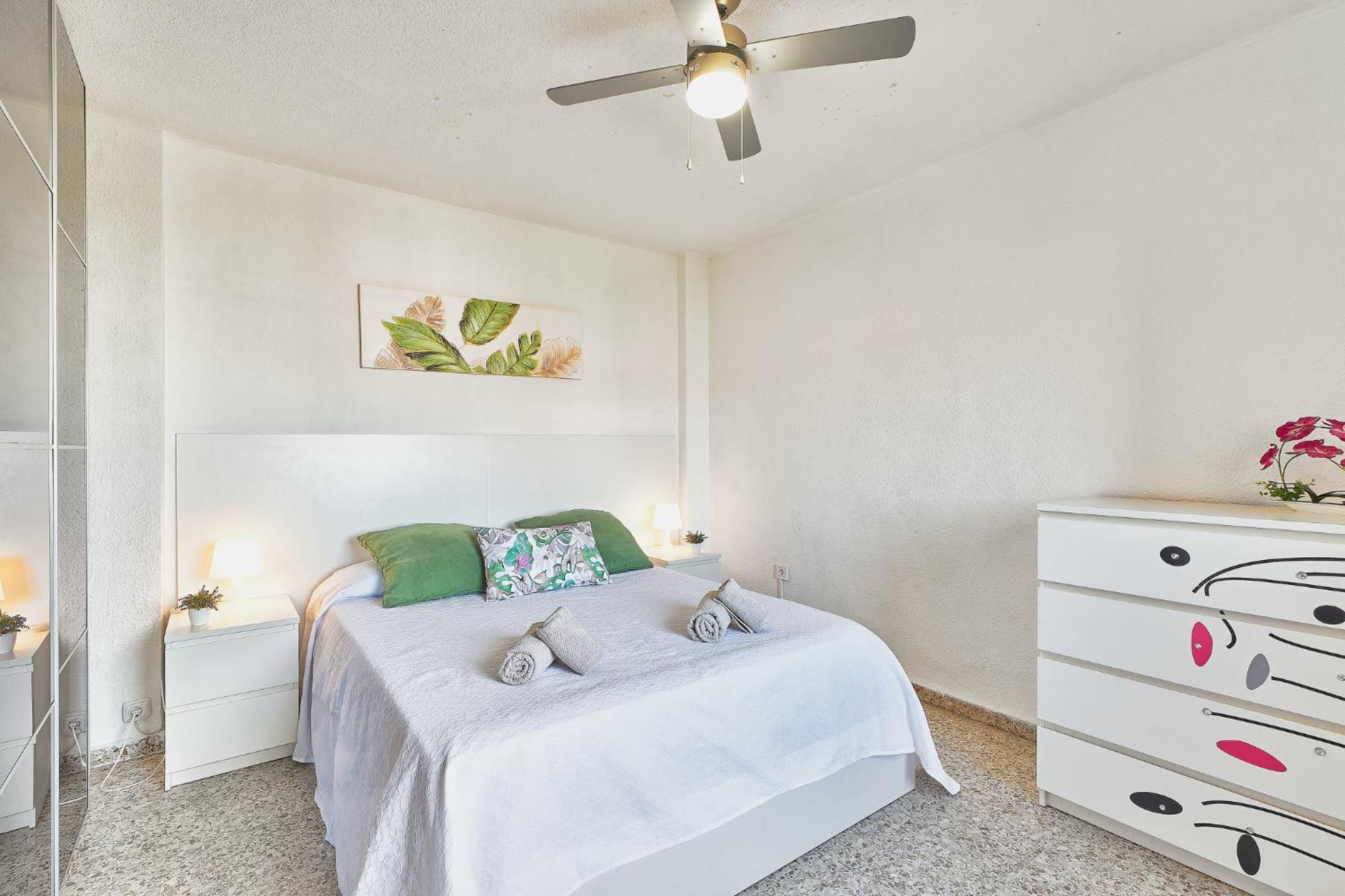 Luminoso Apartamento/ 5 Minutos De La Playa Malaga Ngoại thất bức ảnh
